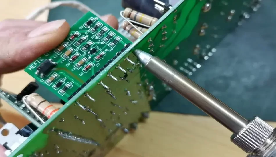 How to safely desolder a circuit board without damaging it