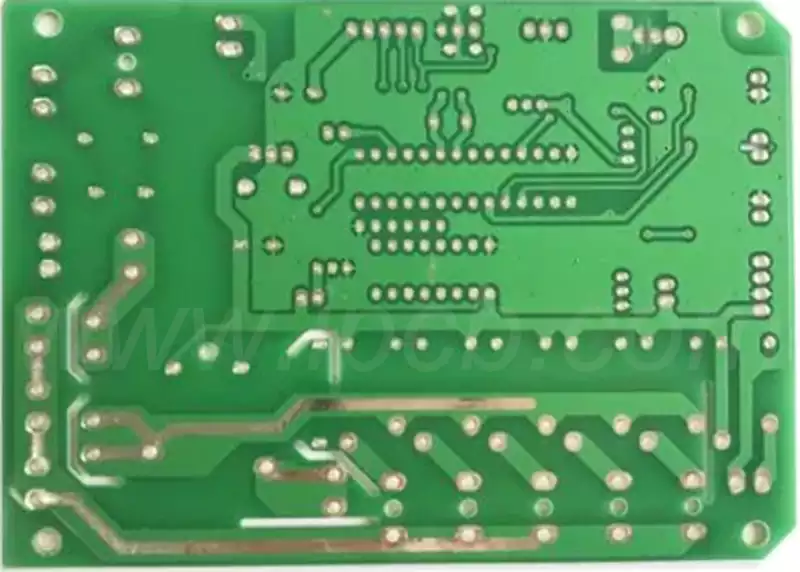 what is in a circuit board